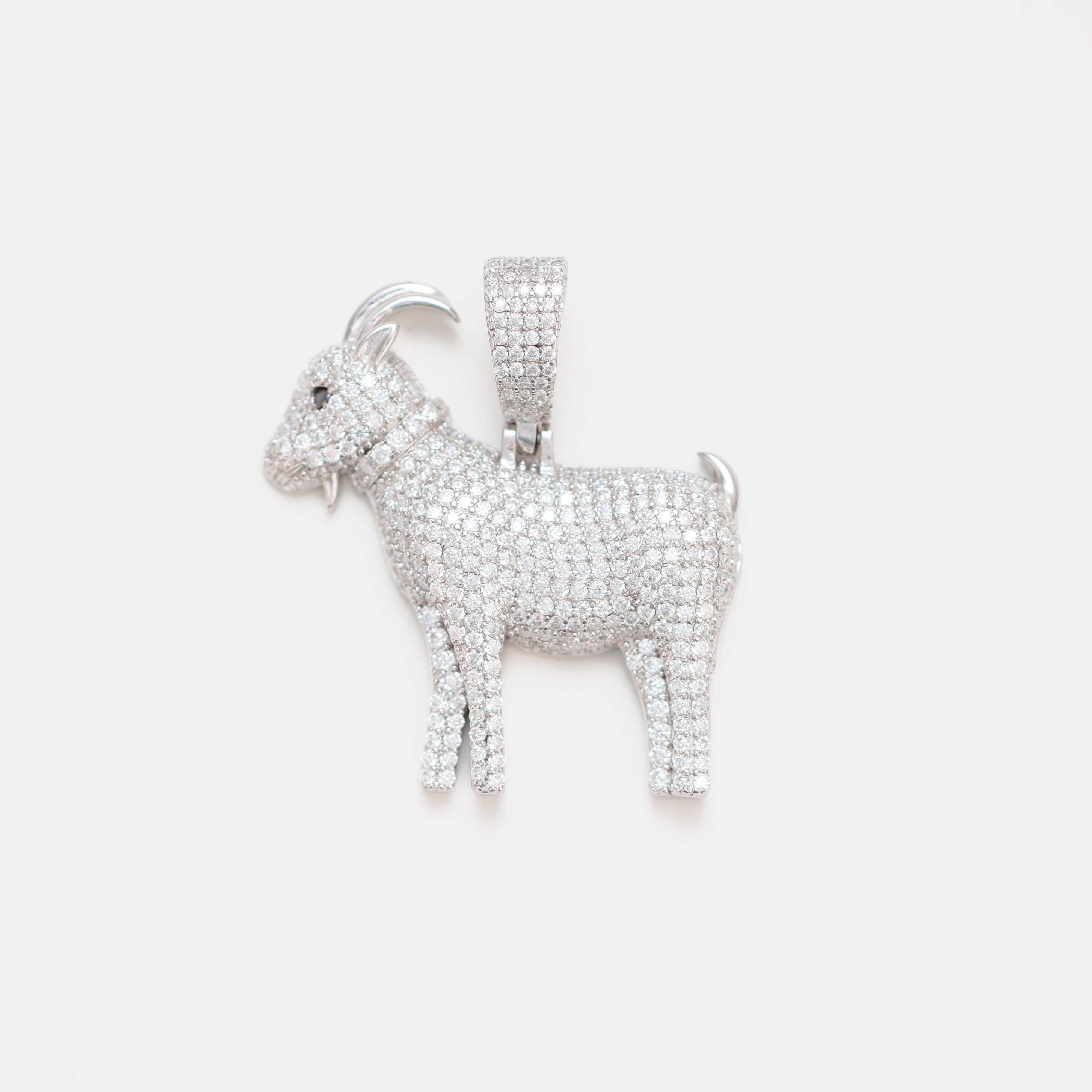 3.18ctw VVS1 Moissanite GOAT Pendant - 925 Sterling Silver