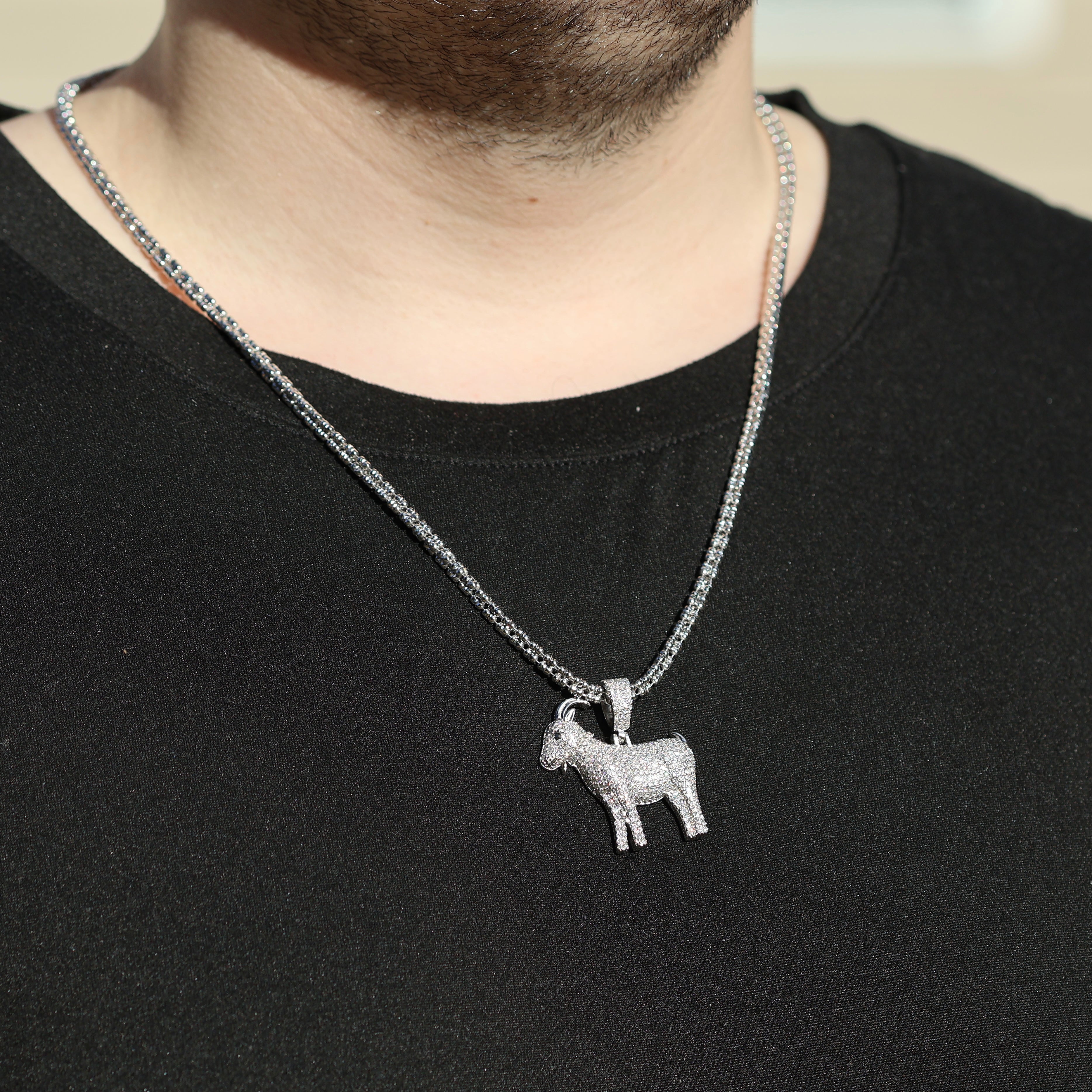 3.18ctw VVS1 Moissanite GOAT Pendant - 925 Sterling Silver
